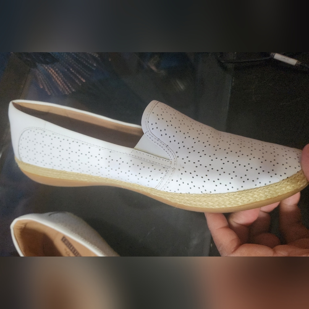 Women white flats clarks size 10 espadrille - Picture 6 of 9